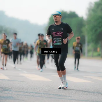 Runner Photo 6425535