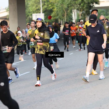Runner Photo 6425538