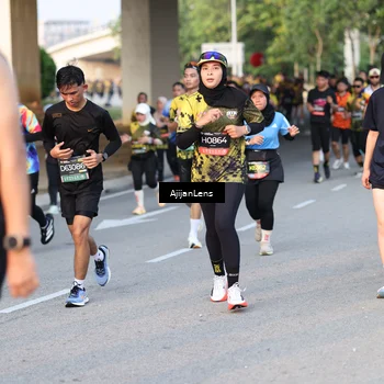 Runner Photo 6425543