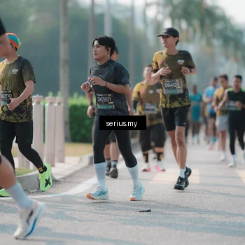 Runner Photo 6425548