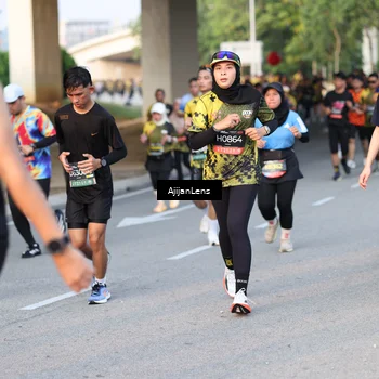 Runner Photo 6425561