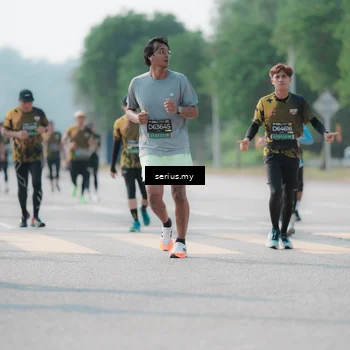 Runner Photo 6425563