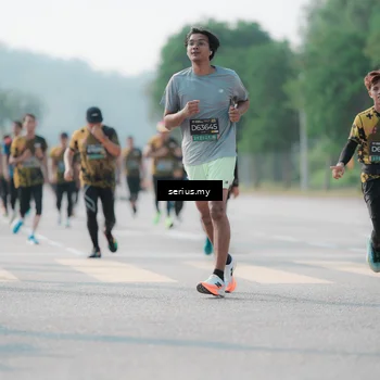 Runner Photo 6425567