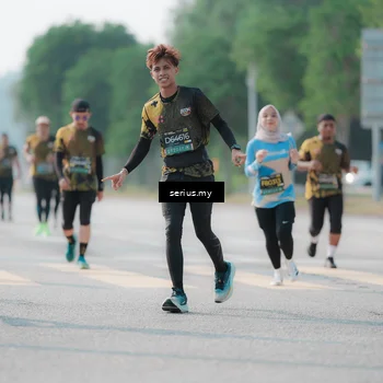 Runner Photo 6425584