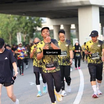 Runner Photo 6425586