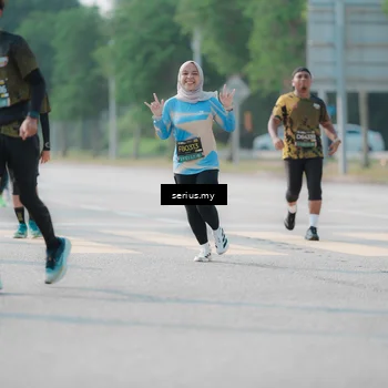 Runner Photo 6425588