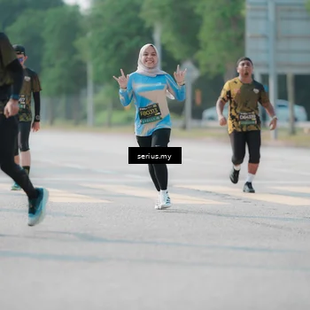 Runner Photo 6425589