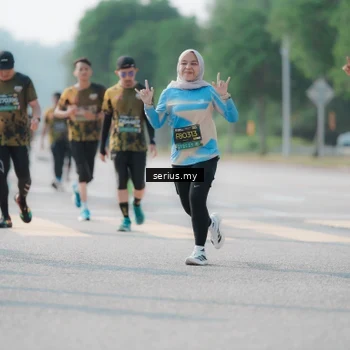 Runner Photo 6425598