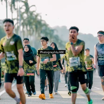Runner Photo 6425599