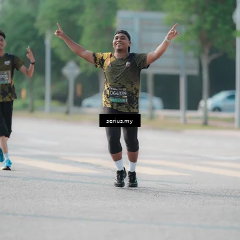 Runner Photo 6425620