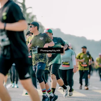 Runner Photo 6425624