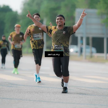 Runner Photo 6425632