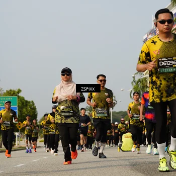 Runner Photo 6425635