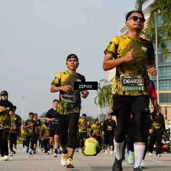 Runner Photo 6425642