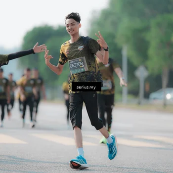 Runner Photo 6425650