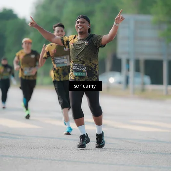 Runner Photo 6425653