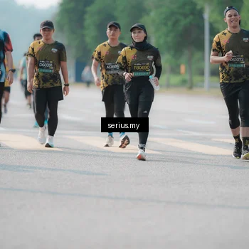 Runner Photo 6425661
