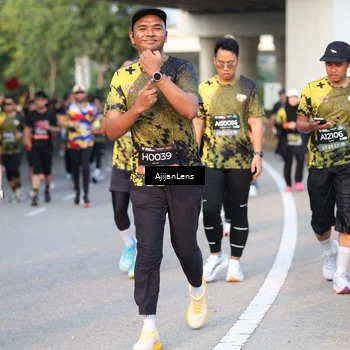 Runner Photo 6425669