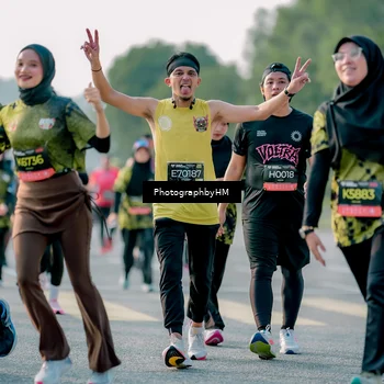 Runner Photo 6425673
