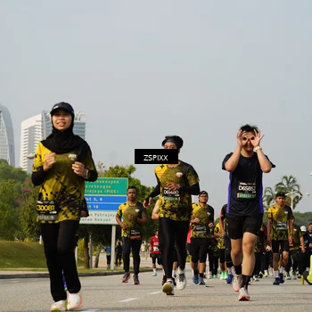 Runner Photo 6425689