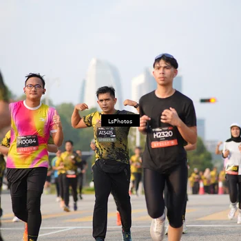 Runner Photo 6425704