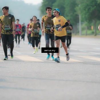 Runner Photo 6425713