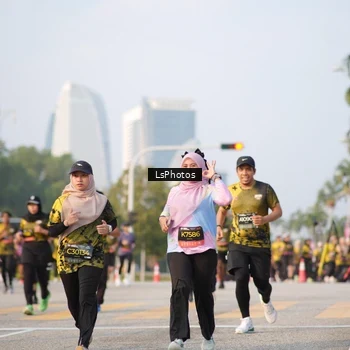 Runner Photo 6425725