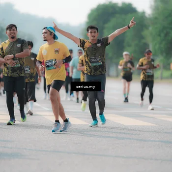 Runner Photo 6425726