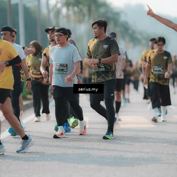 Runner Photo 6425744