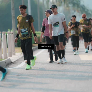 Runner Photo 6425760