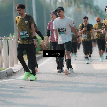 Runner Photo 6425768