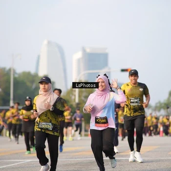Runner Photo 6425775