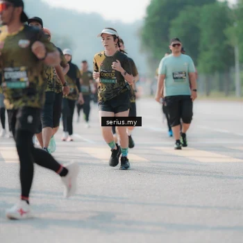 Runner Photo 6425791