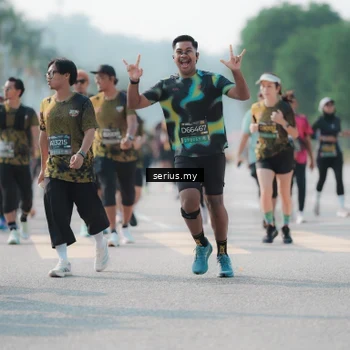Runner Photo 6425792