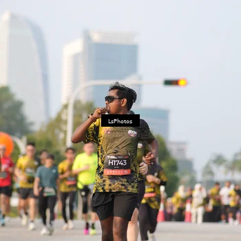Runner Photo 6425798
