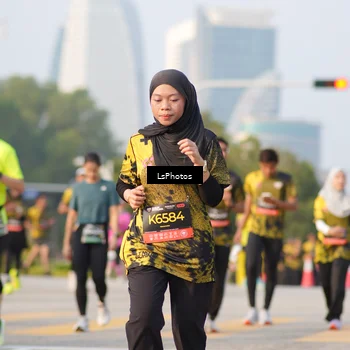 Runner Photo 6425809