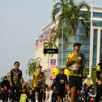 Runner Photo 6425858