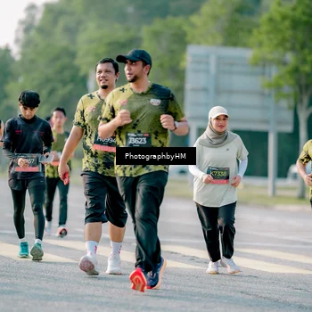 Runner Photo 6425859