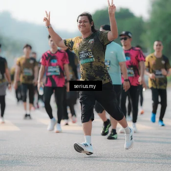 Runner Photo 6425873