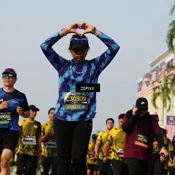 Runner Photo 6425874