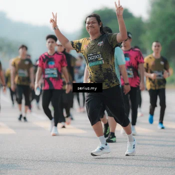 Runner Photo 6425875