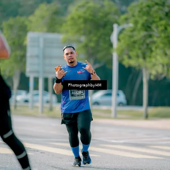 Runner Photo 6425900