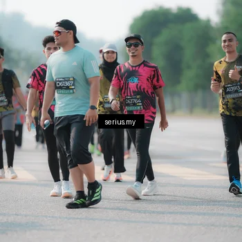 Runner Photo 6425910