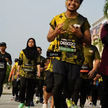 Runner Photo 6425912