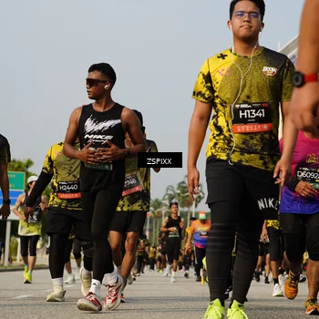 Runner Photo 6425954