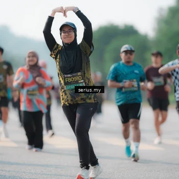 Runner Photo 6425973