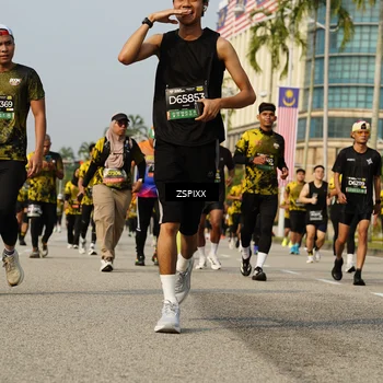 Runner Photo 6426010