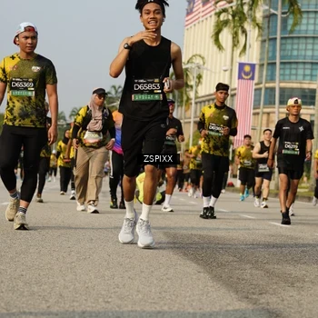 Runner Photo 6426014