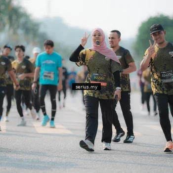 Runner Photo 6426021