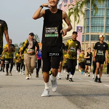 Runner Photo 6426024